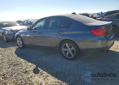 2012 BMW 328 I z USA, uszkodzony, nr VIN WBA3A5G56CNP15555